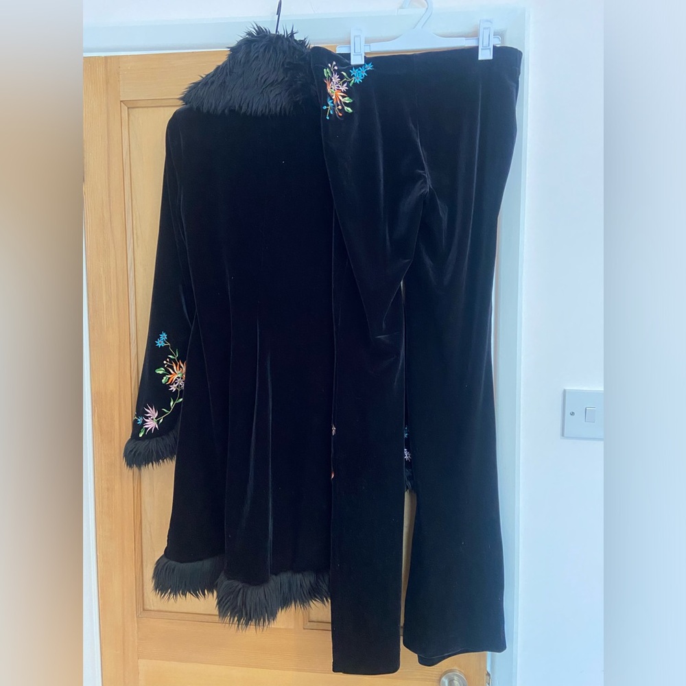 2 Pc set: Vintage Betsey Johnson New York Duster Coat and Matching Pants - Picture 3 of 8